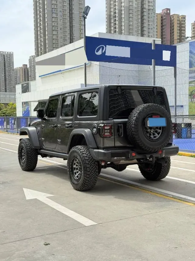 2021 Jeep Wrangler 2.0T 266HP L4 8AT,autocango,china used car exporter,china ev exporter,chinese used car exporter,chinese used ev exporter