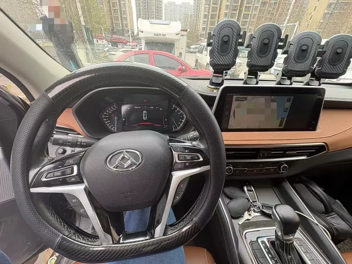 2017 MAXUS D90 2.0T 224HP L4 6AT,autocango,china used car exporter,china ev exporter,chinese used car exporter,chinese used ev exporter