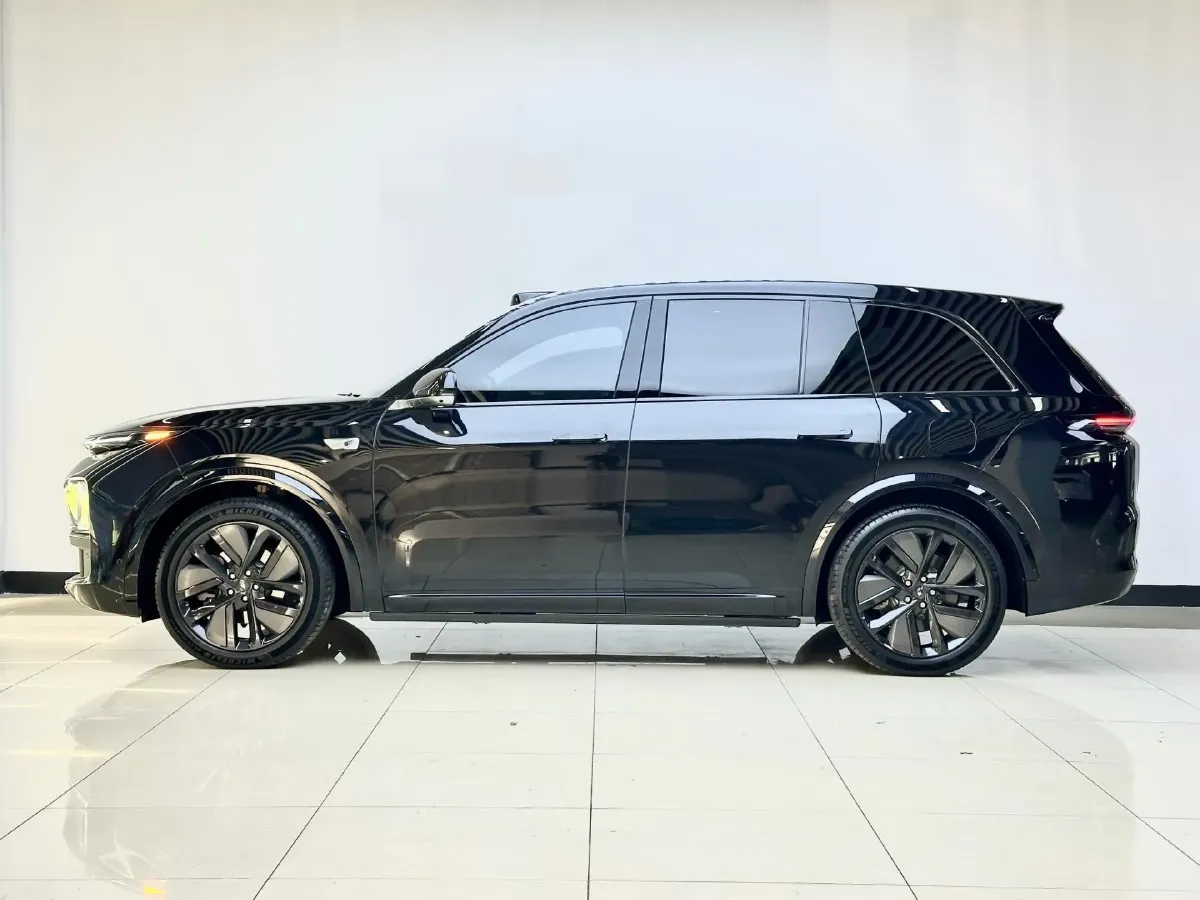 2024 Toyota Granvia 2.5L 189HP L4 E-CVT Hybrid,autocango,china used car exporter,china ev exporter,chinese used car exporter,chinese used ev exporter