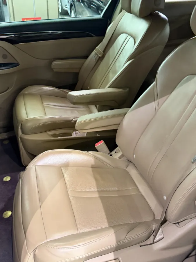 2018 Buick GL8 2.0T 260HP L4 6AT,autocango,china used car exporter,china ev exporter,chinese used car exporter,chinese used ev exporter