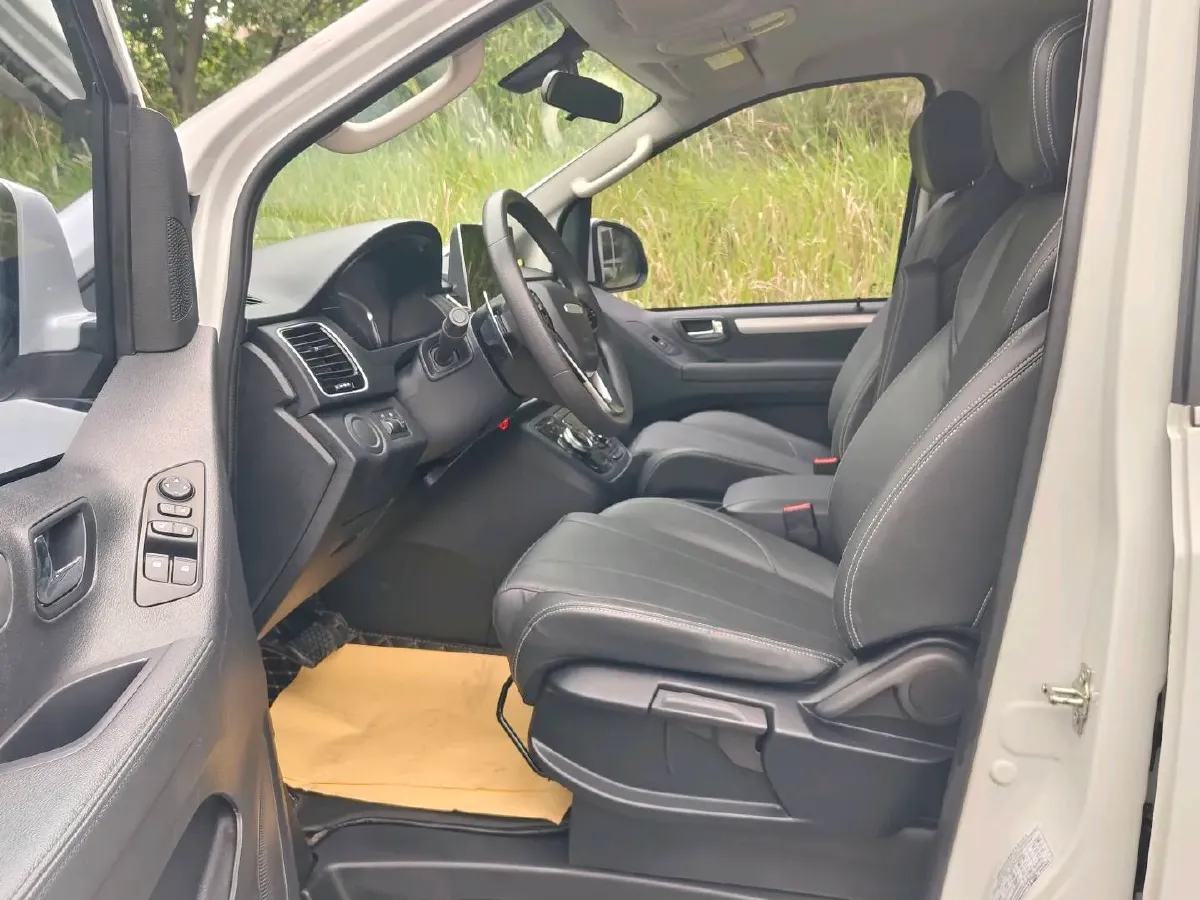 2023 MAXUS G20 2.0T 261HP L4 8AT,autocango,china used car exporter,china ev exporter,chinese used car exporter,chinese used ev exporter