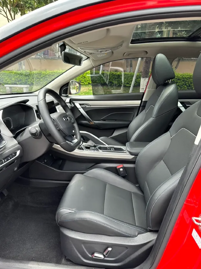 2020 Geely Emgrand GT 1.5T 180HP L3 7DCT,autocango,china used car exporter,china ev exporter,chinese used car exporter,chinese used ev exporter