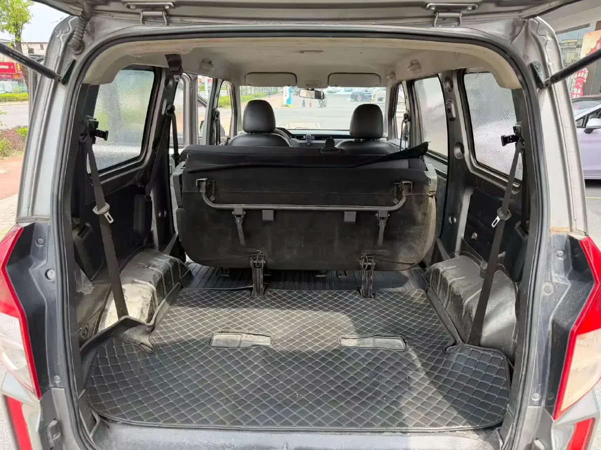 2019 Venucia M50V 1.5L 112HP L4 5MT,autocango,china used car exporter,china ev exporter,chinese used car exporter,chinese used ev exporter