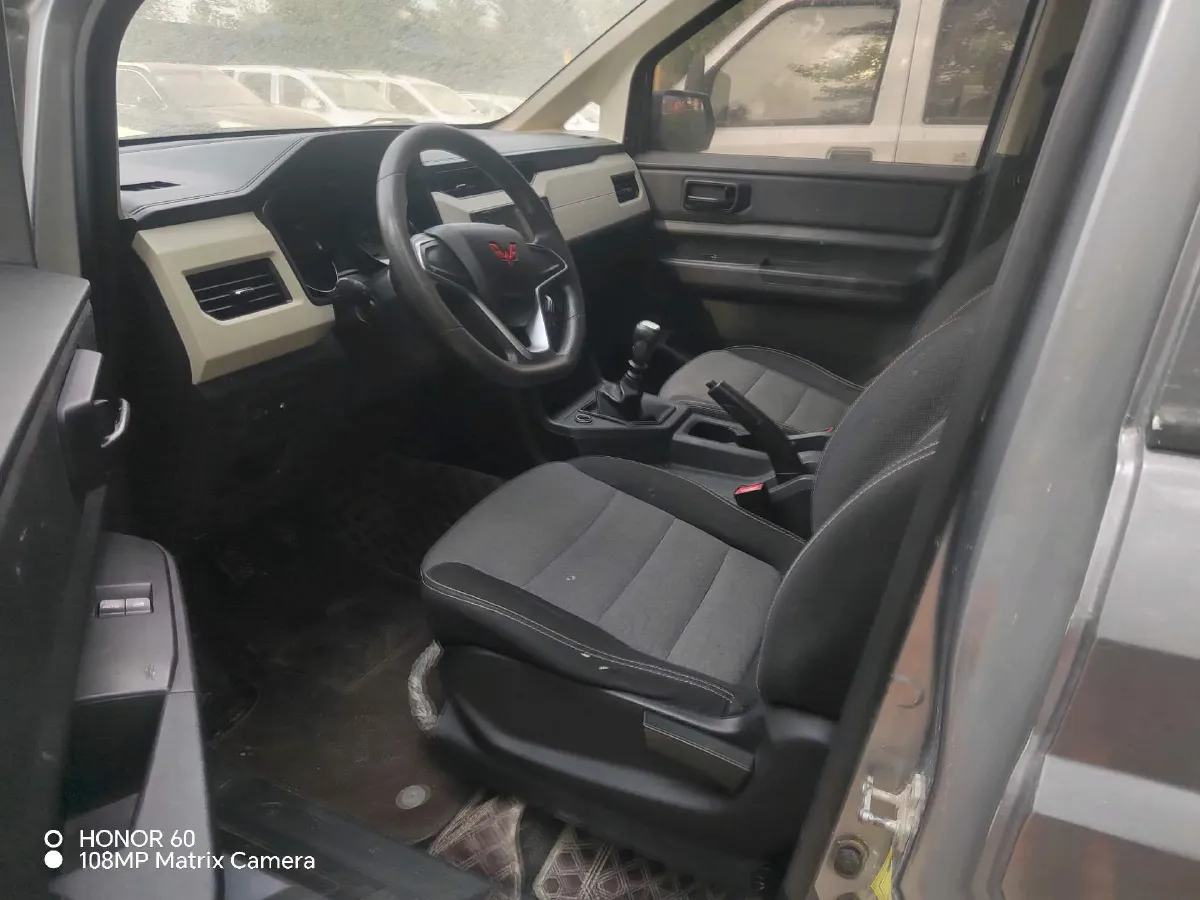 2021 WuLing ZhengChen 1.5T 147HP L4 6MT,autocango,china used car exporter,china ev exporter,chinese used car exporter,chinese used ev exporter