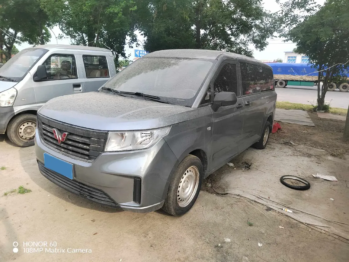 2021 WuLing ZhengChen 1.5T 147HP L4 6MT,autocango,china used car exporter,china ev exporter,chinese used car exporter,chinese used ev exporter