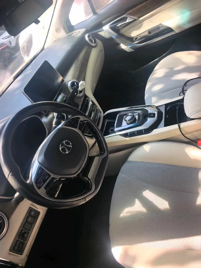 2018 BeiJing Auto EU5 BEV 53.66KWH,autocango,china used car exporter,china ev exporter,chinese used car exporter,chinese used ev exporter