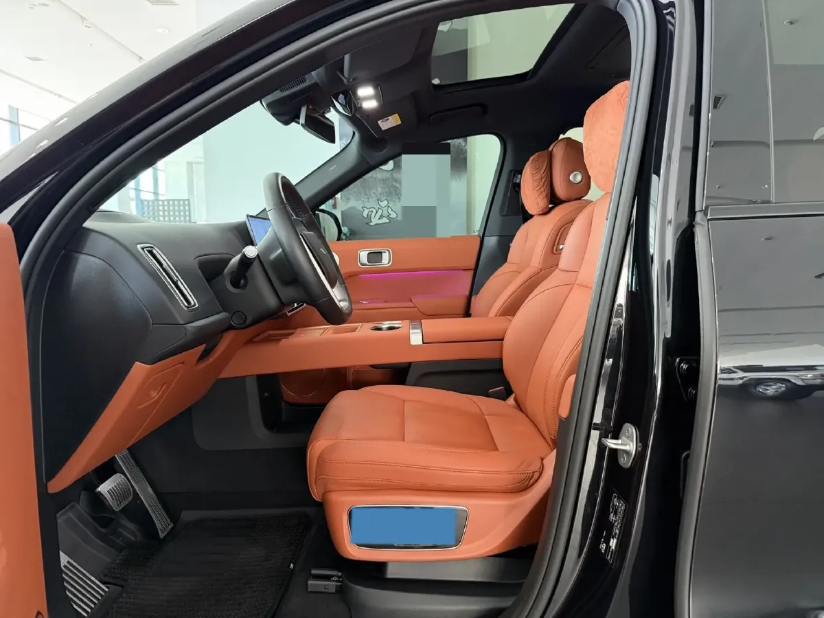2022 Li L9 Range Extended 154HP REEV 42.6KWH,autocango,china used car exporter,china ev exporter,chinese used car exporter,chinese used ev exporter
