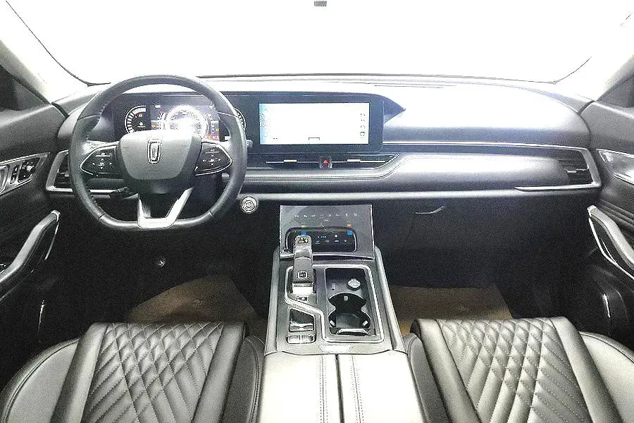 2020 Bestune T99 2.0T 224HP L4 6AT,autocango,china used car exporter,china ev exporter,chinese used car exporter,chinese used ev exporter