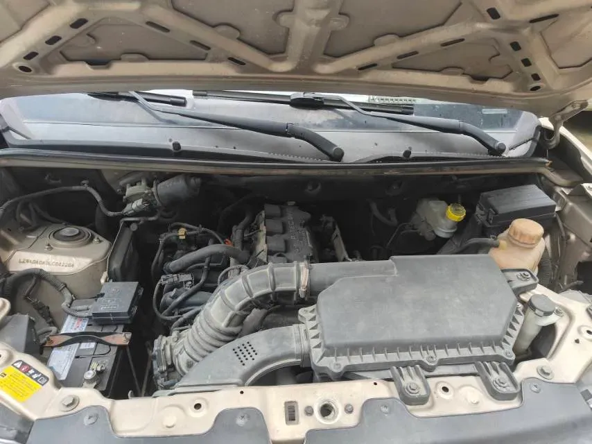 2019 WuLing HongGuang V 1.5L 99HP L4 6MT,autocango,china used car exporter,china ev exporter,chinese used car exporter,chinese used ev exporter