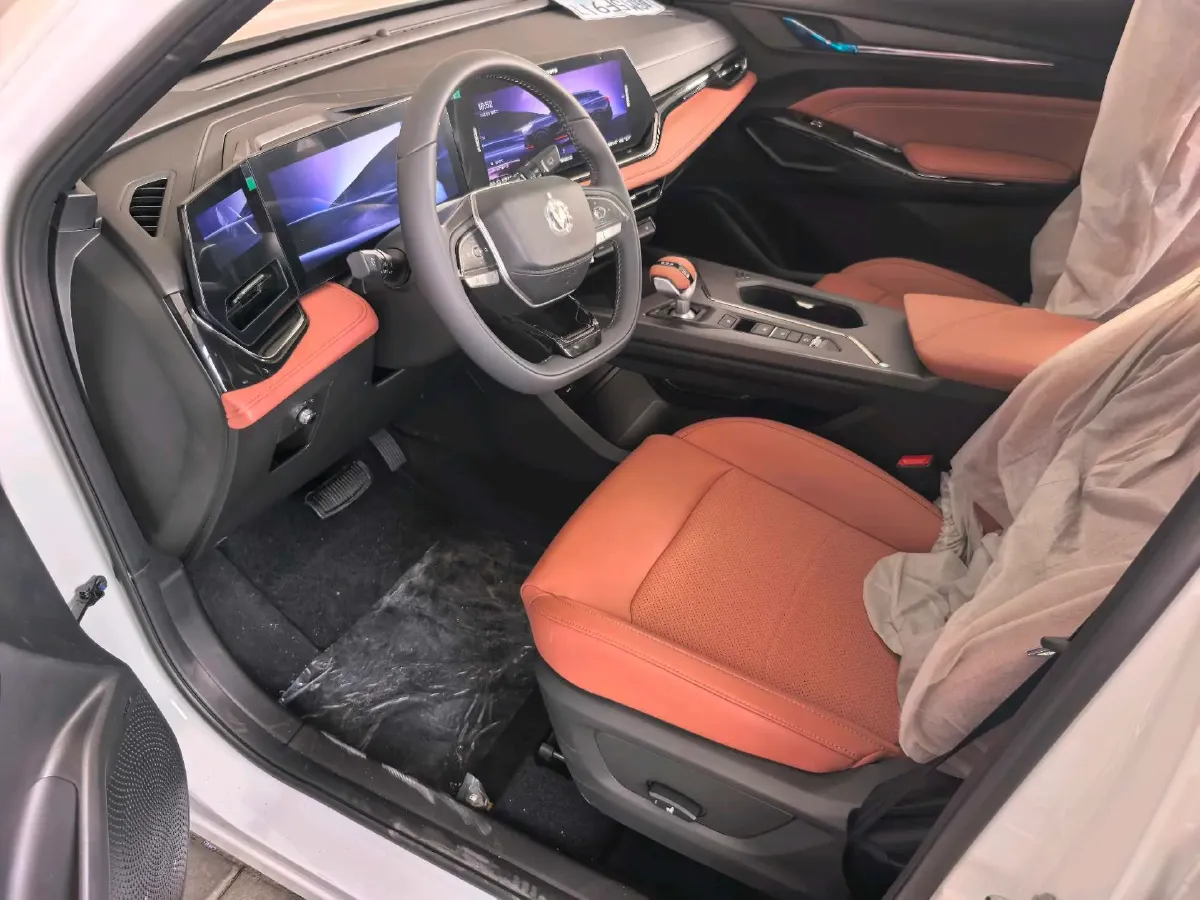 2026 ChangAn X5 PLUS 1.5T 192HP L4 7DCT,autocango,china used car exporter,china ev exporter,chinese used car exporter,chinese used ev exporter