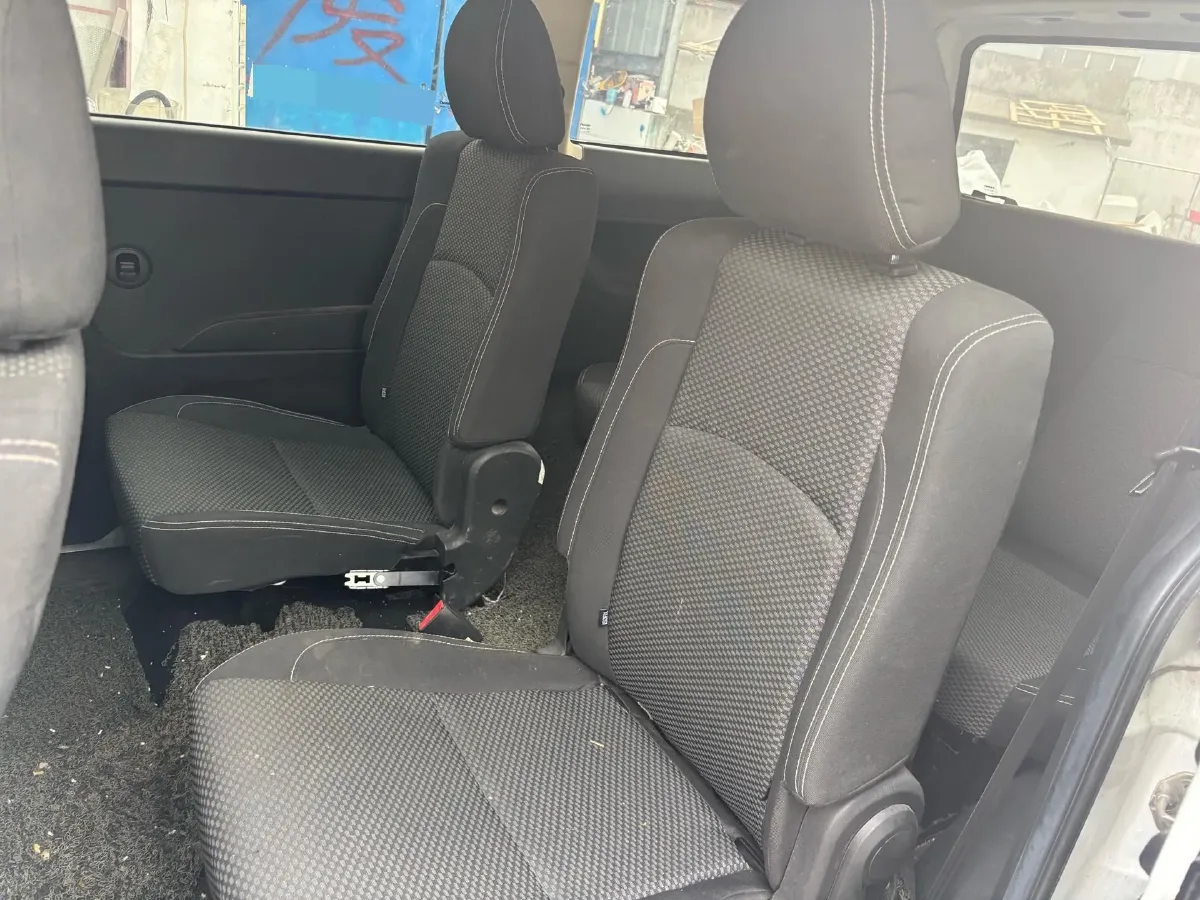 2021 Yema SiPaiKa 1.5L 109HP L4 5MT,autocango,china used car exporter,china ev exporter,chinese used car exporter,chinese used ev exporter