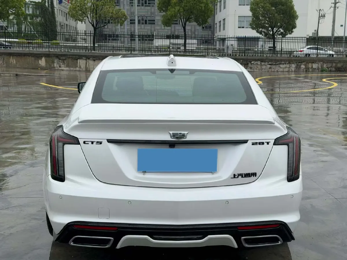 2025 Cadillac CT5 2.0T 237HP L4 10AT,autocango,china used car exporter,china ev exporter,chinese used car exporter,chinese used ev exporter