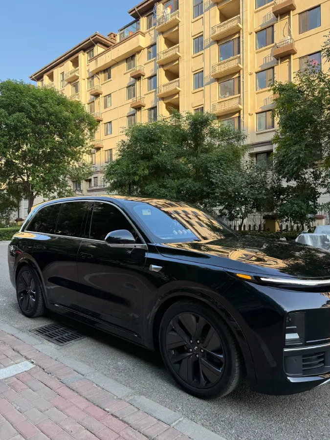 2024 Volvo S60 2.0T 197HP L4 7DCT,autocango,china used car exporter,china ev exporter,chinese used car exporter,chinese used ev exporter