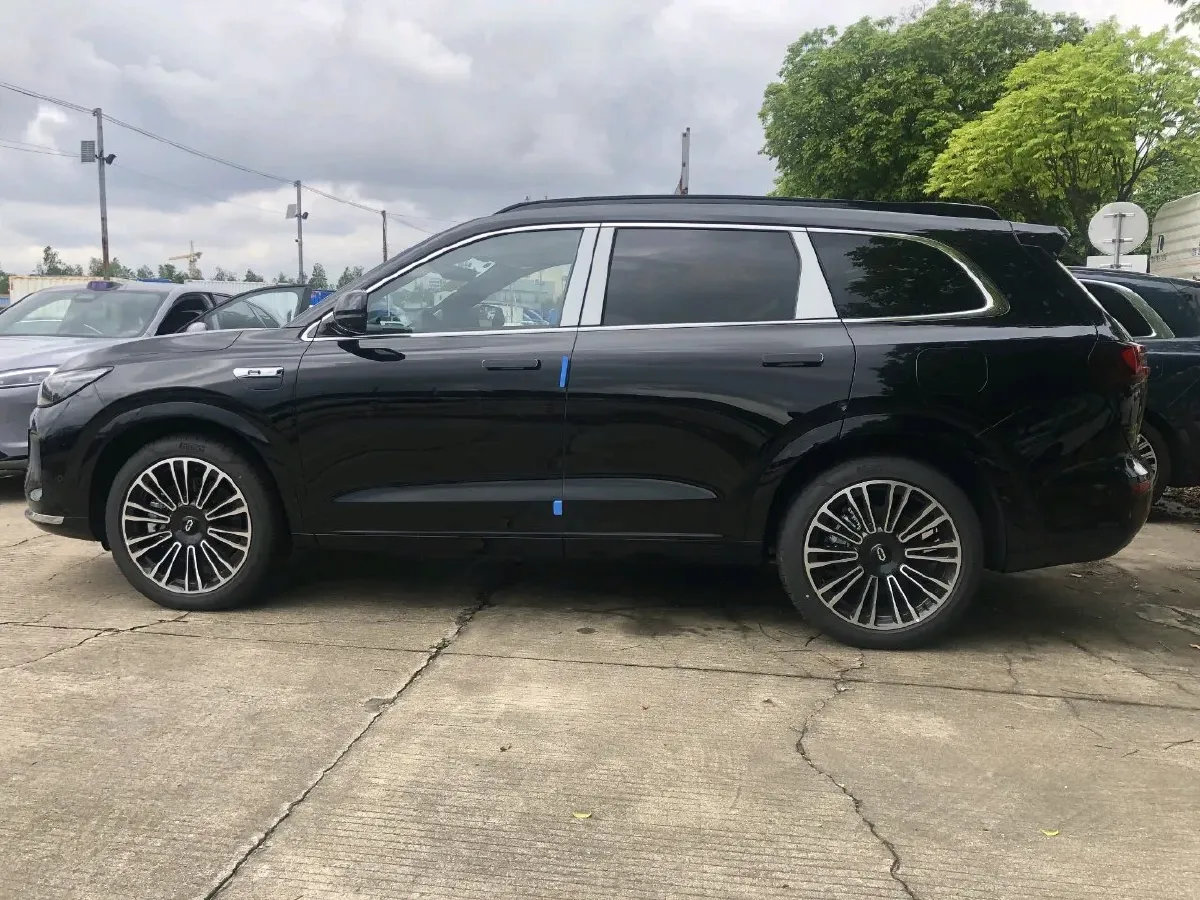 2024 AITO AITO M7 1.5T 152HP L4 REEV 42KWH,autocango,china used car exporter,china ev exporter,chinese used car exporter,chinese used ev exporter