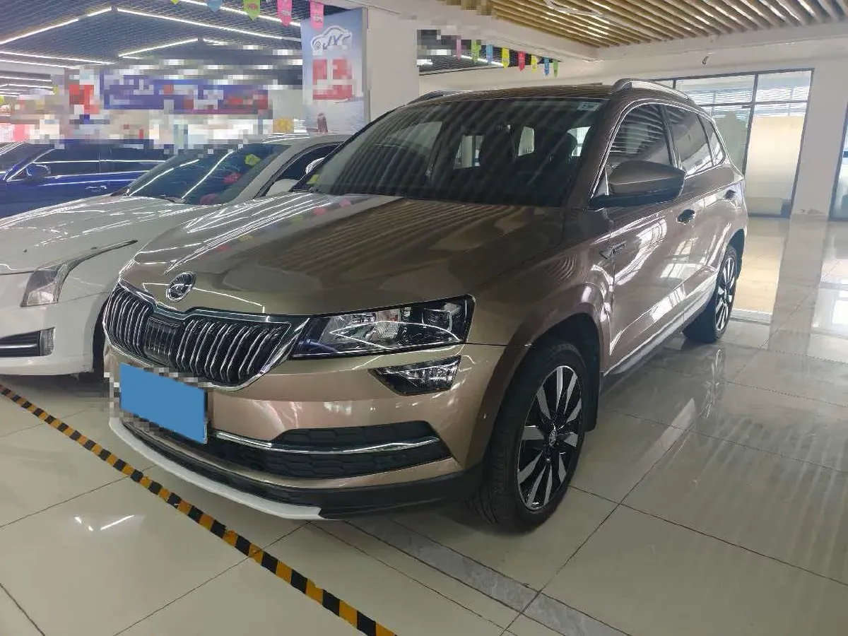 2021 Skoda Karoq 1.4T 150HP L4 7DCT,autocango,china used car exporter,china ev exporter,chinese used car exporter,chinese used ev exporter