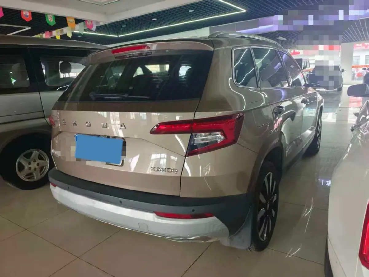 2021 Skoda Karoq 1.4T 150HP L4 7DCT,autocango,china used car exporter,china ev exporter,chinese used car exporter,chinese used ev exporter