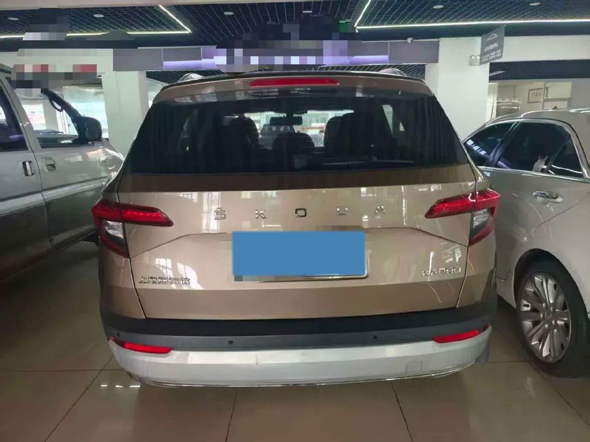 2021 Skoda Karoq 1.4T 150HP L4 7DCT,autocango,china used car exporter,china ev exporter,chinese used car exporter,chinese used ev exporter