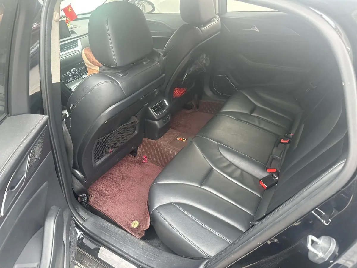 2022 HongQi H5 1.5T 169HP L4 7DCT,autocango,china used car exporter,china ev exporter,chinese used car exporter,chinese used ev exporter