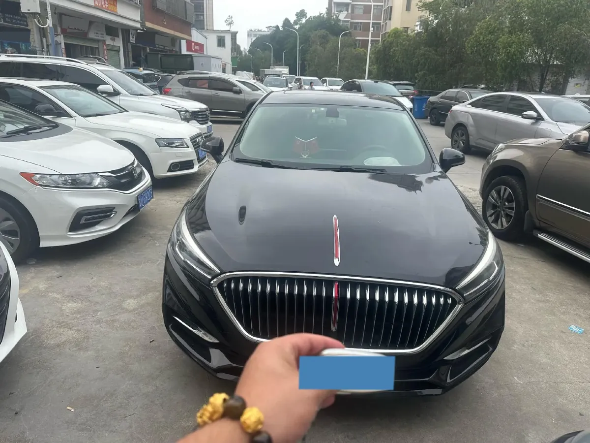 2022 HongQi H5 1.5T 169HP L4 7DCT,autocango,china used car exporter,china ev exporter,chinese used car exporter,chinese used ev exporter