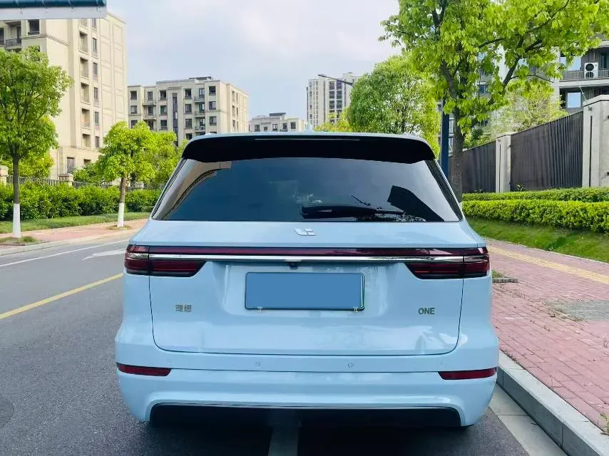 2020 Li ONE Range Extended 131HP REEV 40.5KWH,autocango,china used car exporter,china ev exporter,chinese used car exporter,chinese used ev exporter