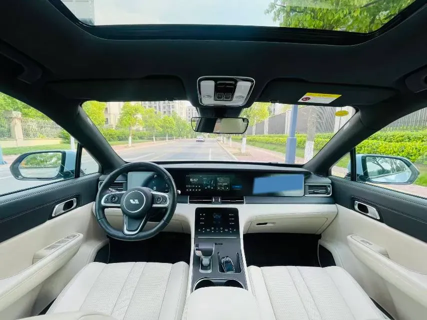 2020 Li ONE Range Extended 131HP REEV 40.5KWH,autocango,china used car exporter,china ev exporter,chinese used car exporter,chinese used ev exporter