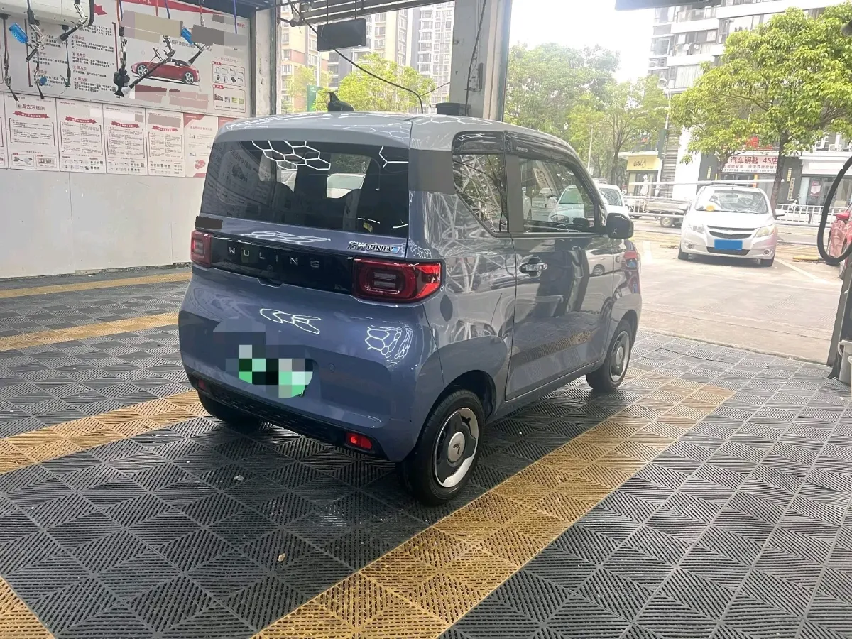 2021 WuLing HongGuang MINI EV BEV 13.9KWH,autocango,china used car exporter,china ev exporter,chinese used car exporter,chinese used ev exporter