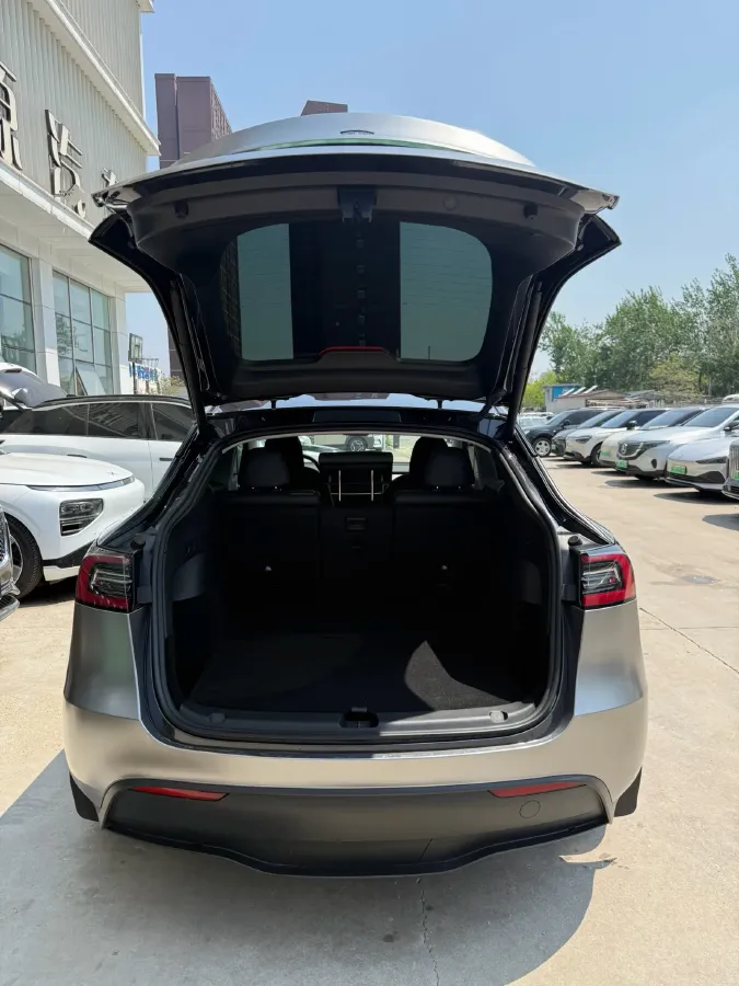 2024 Tesla Model Y BEV 78.4KWH,autocango,china used car exporter,china ev exporter,chinese used car exporter,chinese used ev exporter