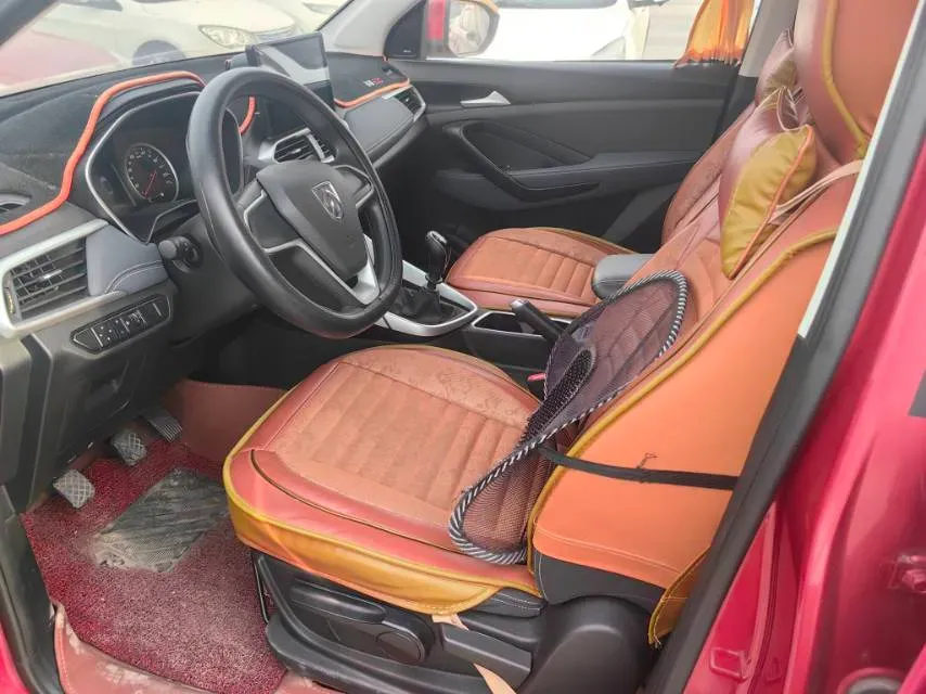 2018 BaoJun 530 1.5T 150HP L4 6MT,autocango,china used car exporter,china ev exporter,chinese used car exporter,chinese used ev exporter