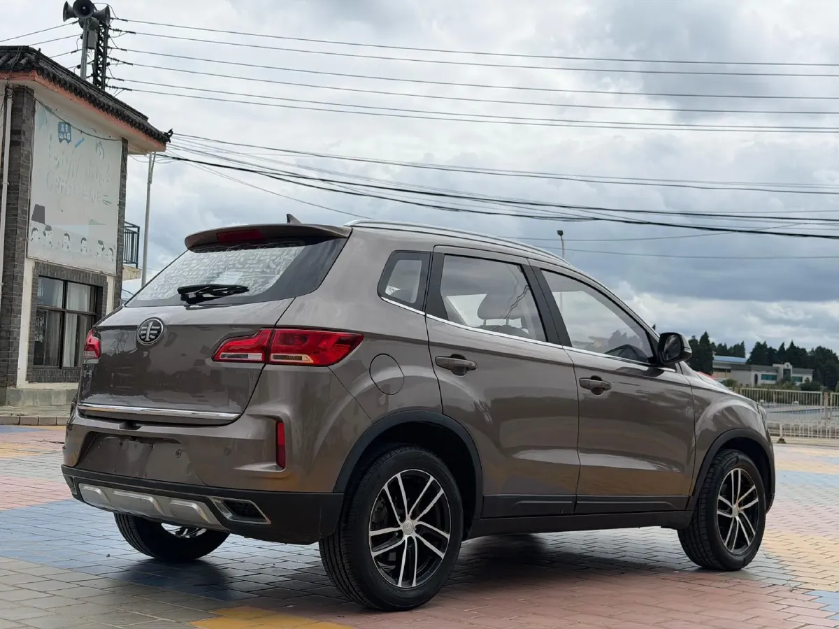 2018 Bestune X40 1.6L 114HP L4 5MT,autocango,china used car exporter,china ev exporter,chinese used car exporter,chinese used ev exporter
