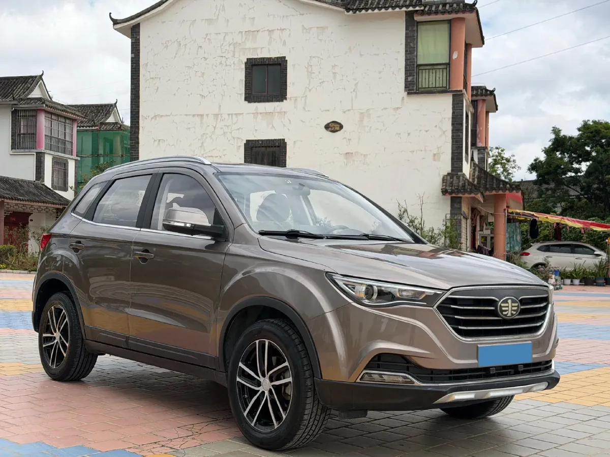 2018 Bestune X40 1.6L 114HP L4 5MT,autocango,china used car exporter,china ev exporter,chinese used car exporter,chinese used ev exporter