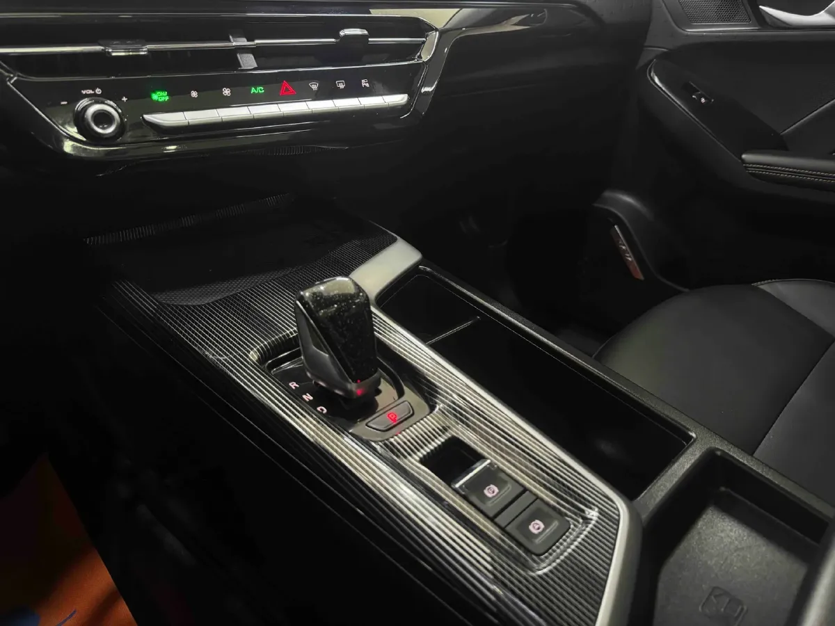 2022 Haval Rabbit 1.5T 150HP L4 7DCT,autocango,china used car exporter,china ev exporter,chinese used car exporter,chinese used ev exporter