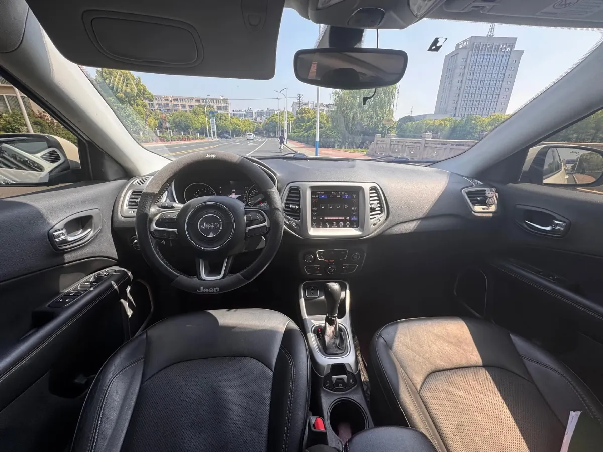 2017 Jeep Compass 1.4T 165HP L4 7DCT,autocango,china used car exporter,china ev exporter,chinese used car exporter,chinese used ev exporter