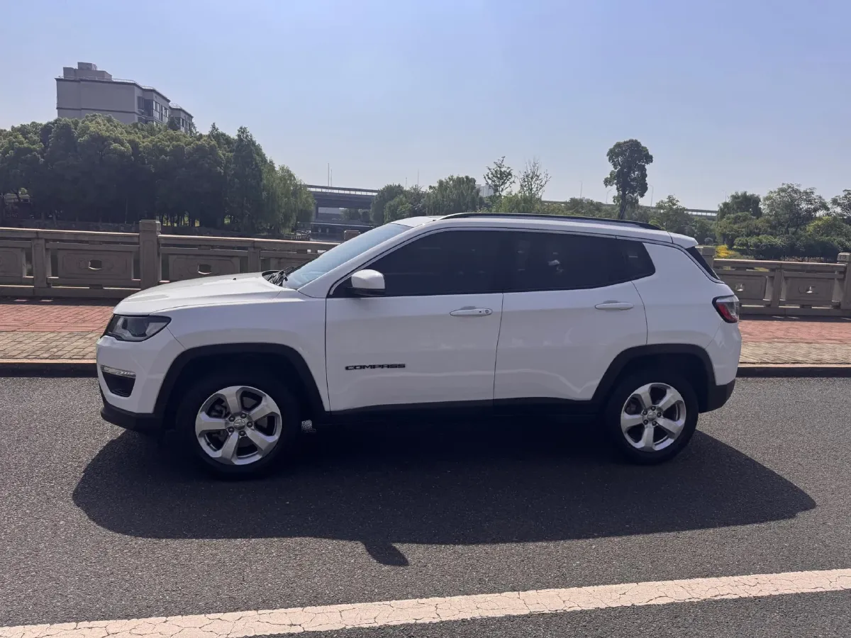 2017 Jeep Compass 1.4T 165HP L4 7DCT,autocango,china used car exporter,china ev exporter,chinese used car exporter,chinese used ev exporter