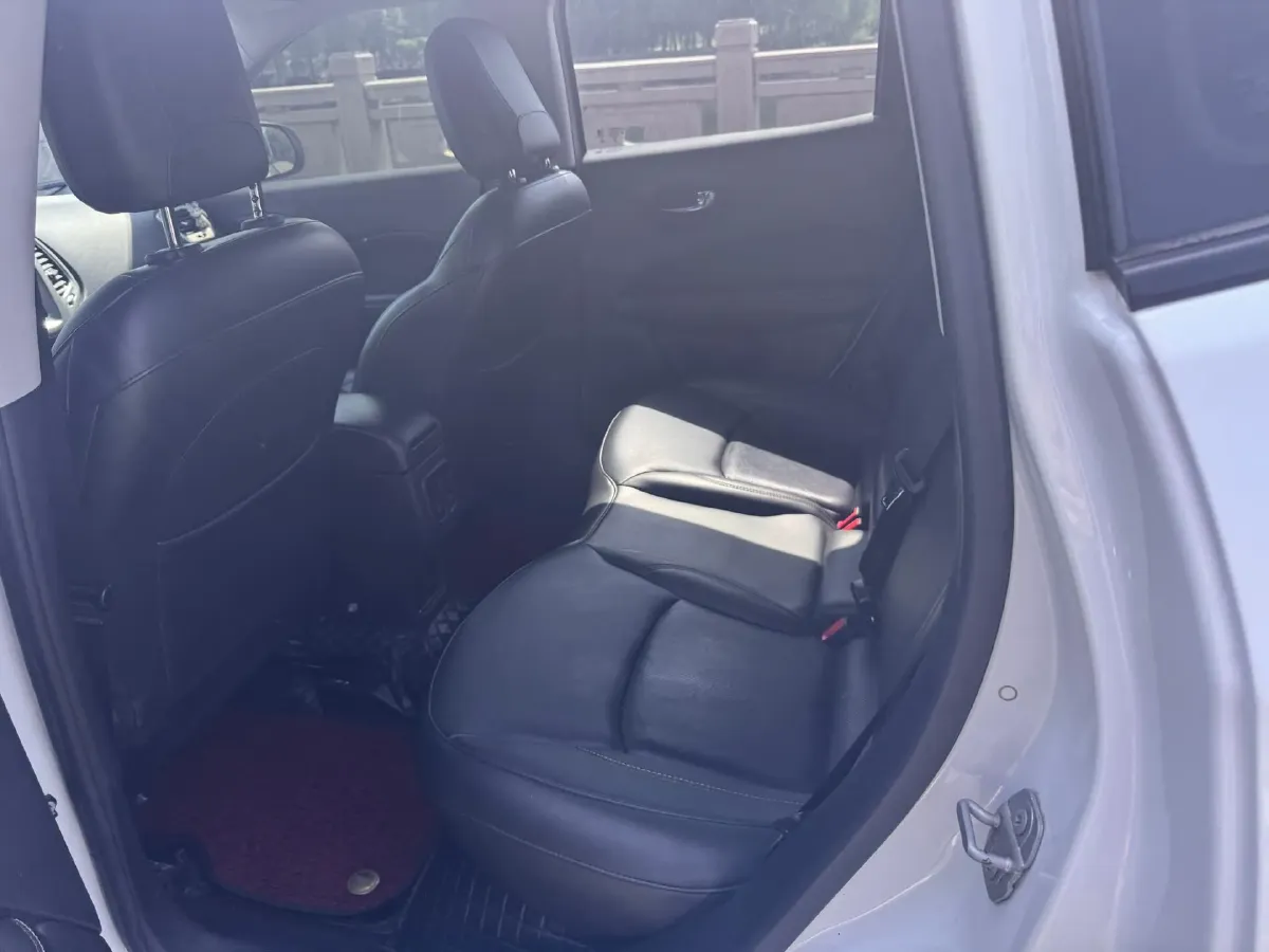 2017 Jeep Compass 1.4T 165HP L4 7DCT,autocango,china used car exporter,china ev exporter,chinese used car exporter,chinese used ev exporter