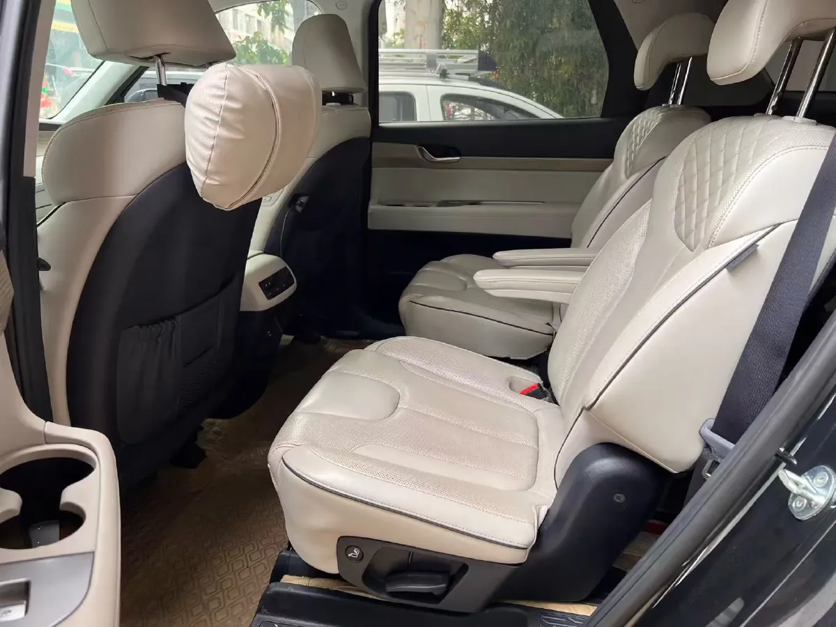 2021 Hyundai Palisade 3.5L 272HP V6 8AT,autocango,china used car exporter,china ev exporter,chinese used car exporter,chinese used ev exporter