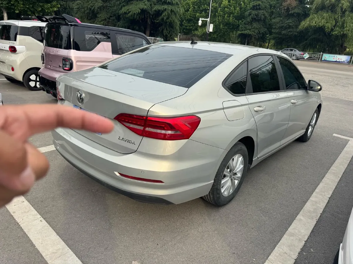 2019 Volkswagen T-Cross 1.5L 113HP L4 6AT,autocango,china used car exporter,china ev exporter,chinese used car exporter,chinese used ev exporter