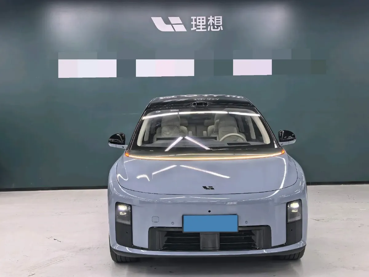 2025 Li i8 BEV,autocango,china used car exporter,china ev exporter,chinese used car exporter,chinese used ev exporter