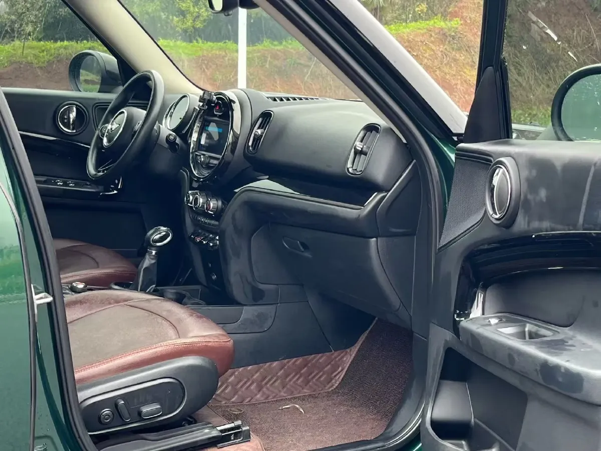 2018 MINI COUNTRYMAN 1.5T 136HP L3 6AT,autocango,china used car exporter,china ev exporter,chinese used car exporter,chinese used ev exporter