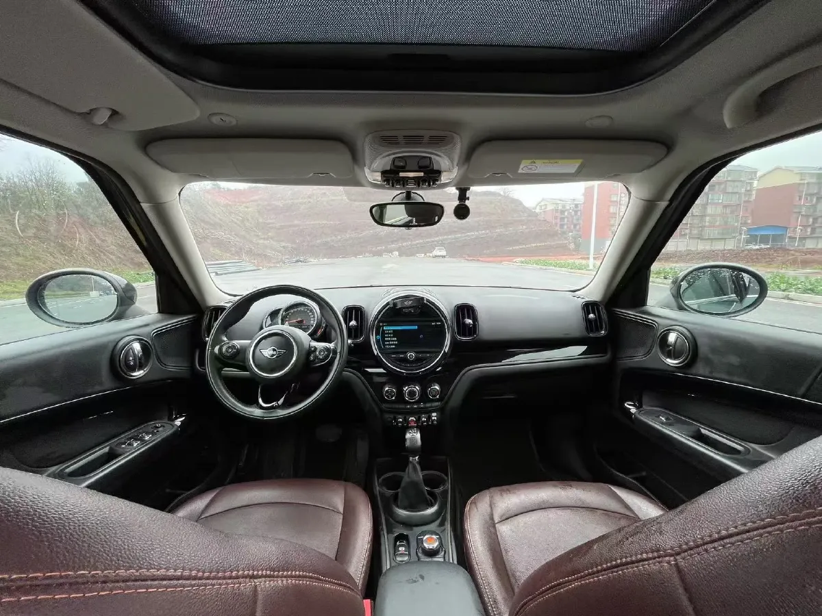 2018 MINI COUNTRYMAN 1.5T 136HP L3 6AT,autocango,china used car exporter,china ev exporter,chinese used car exporter,chinese used ev exporter