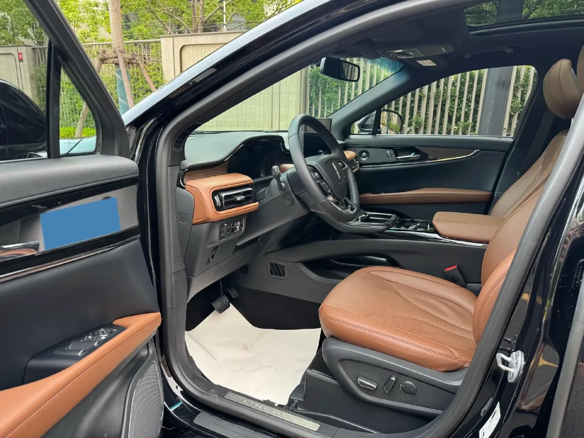 2021 Lincoln Nautilus 2.0T 245HP L4 8AT,autocango,china used car exporter,china ev exporter,chinese used car exporter,chinese used ev exporter