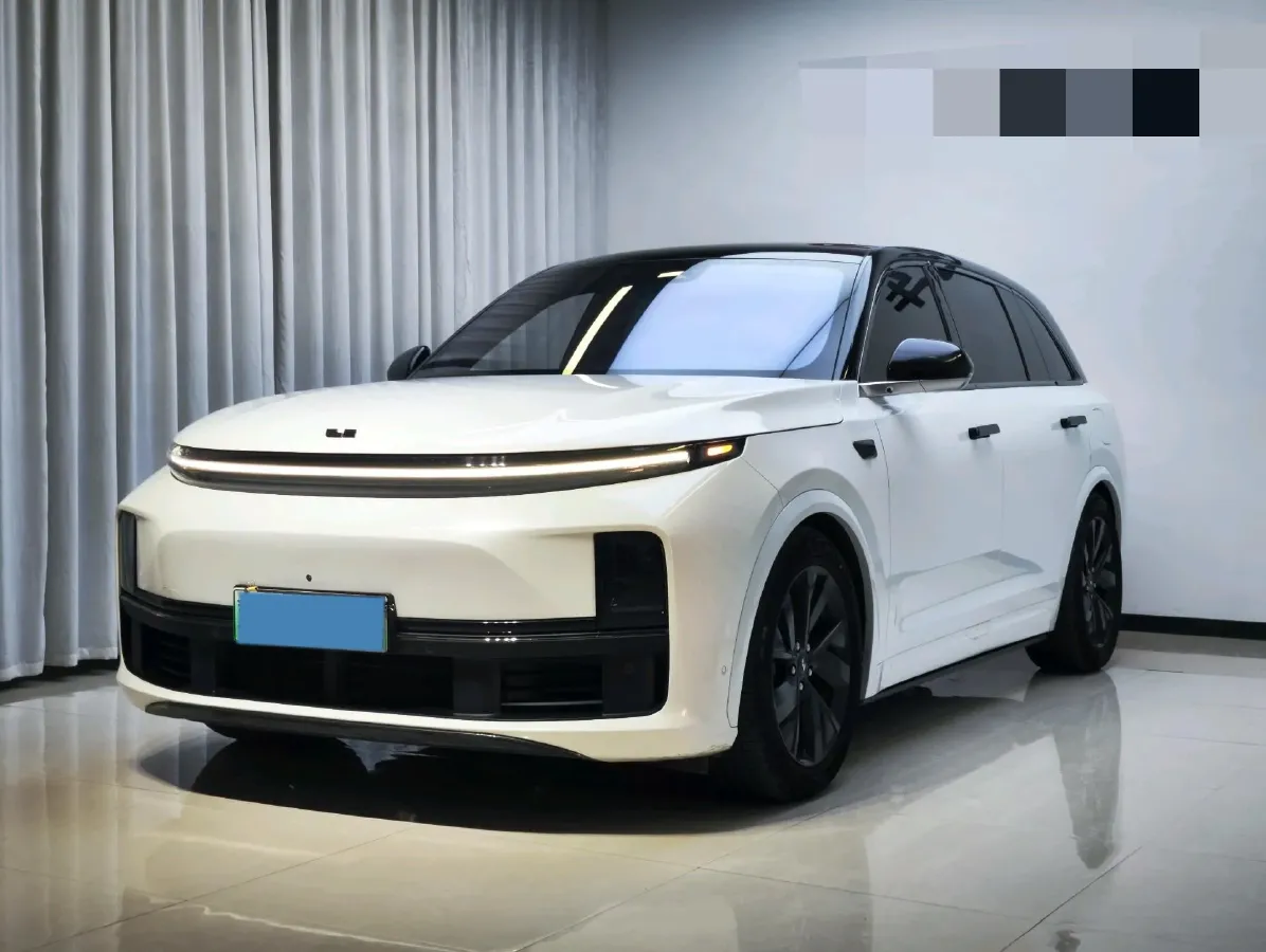 2023 Li L7 Range Extended 154HP REEV 40.9KWH,autocango,china used car exporter,china ev exporter,chinese used car exporter,chinese used ev exporter