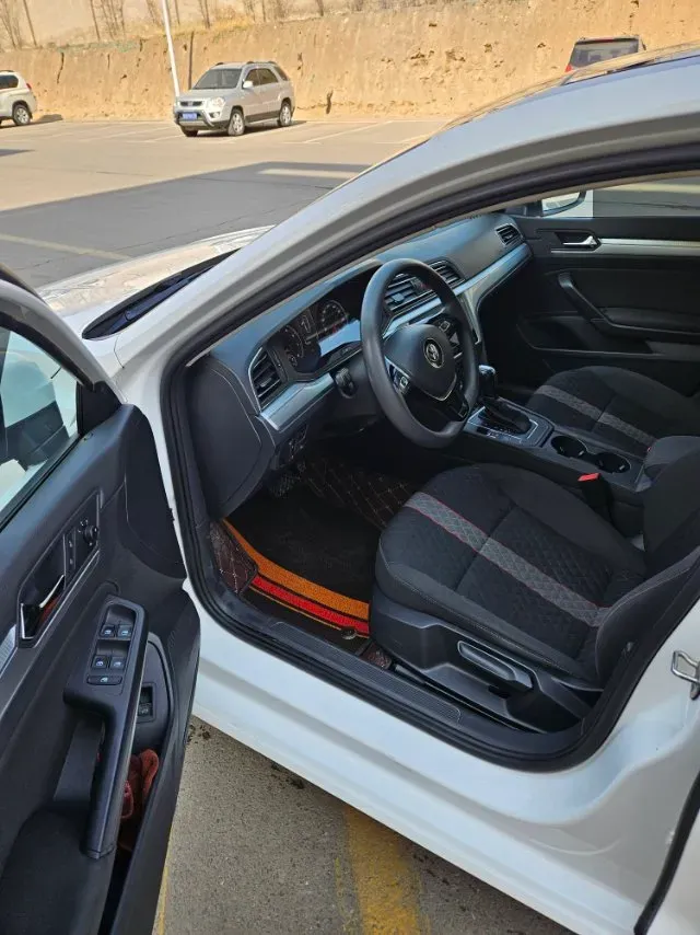 2021 DongFeng Forthing S50EV BEV 57.2KWH,autocango,china used car exporter,china ev exporter,chinese used car exporter,chinese used ev exporter