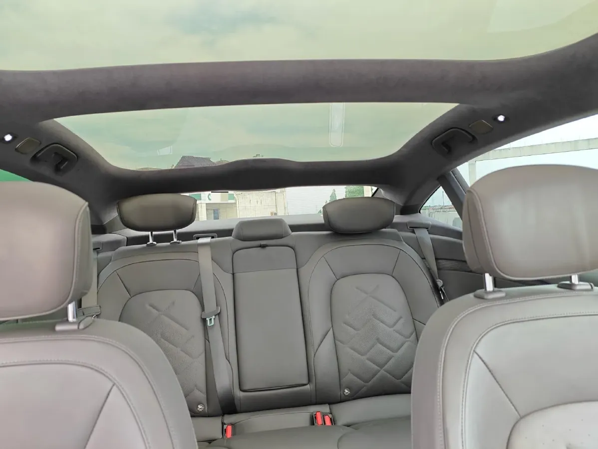 2021 Volkswagen ID.6 Crozz BEV 84.8KWH,autocango,china used car exporter,china ev exporter,chinese used car exporter,chinese used ev exporter