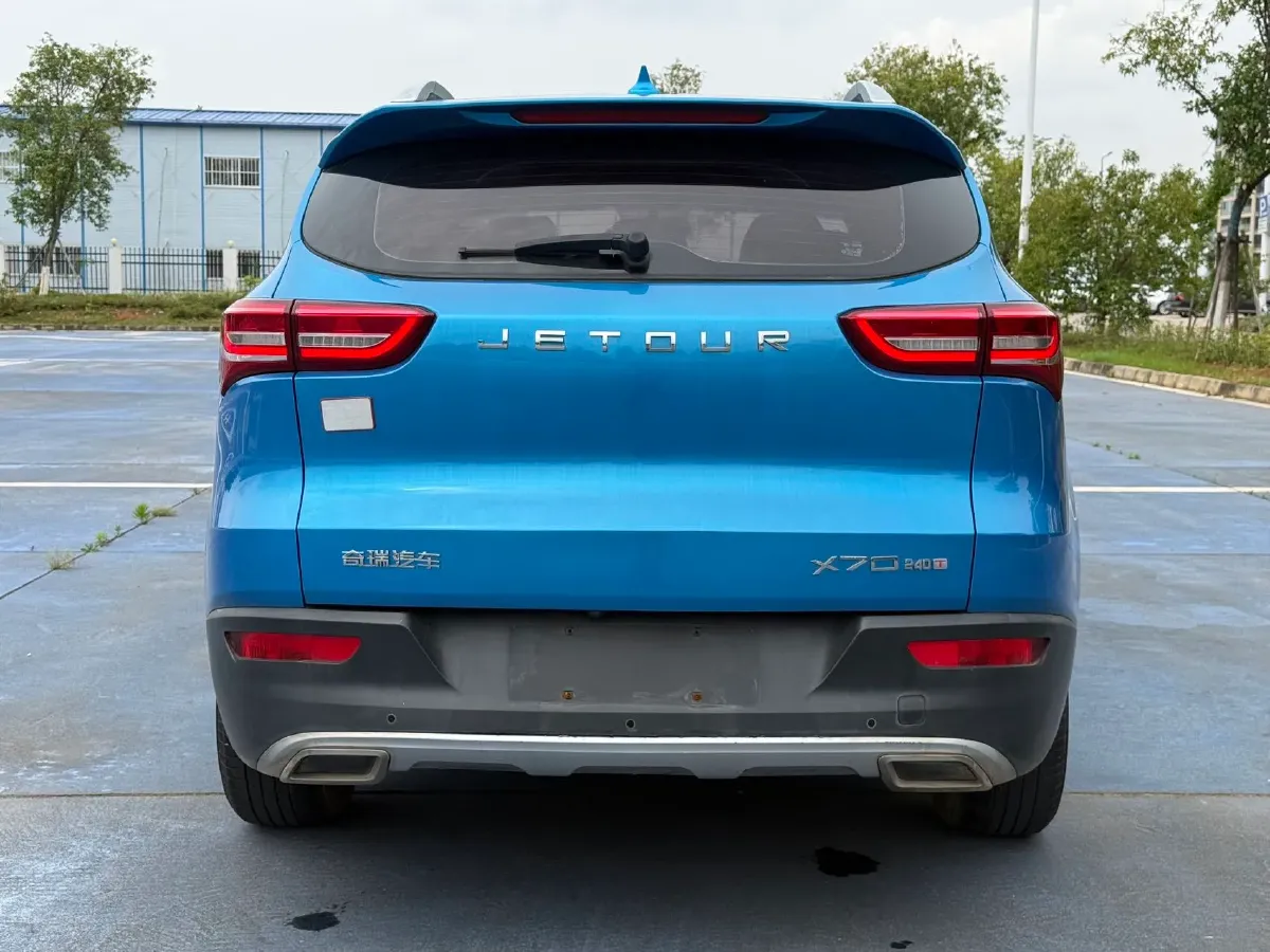 2018 SWM X7 1.8L 137HP L4 5MT,autocango,china used car exporter,china ev exporter,chinese used car exporter,chinese used ev exporter