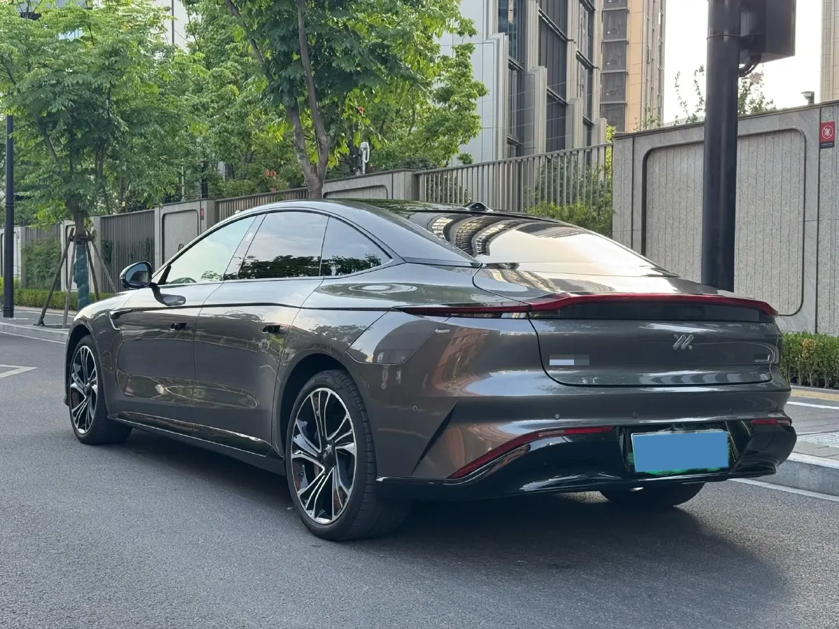 2024 IM L7 BEV 90KWH,autocango,china used car exporter,china ev exporter,chinese used car exporter,chinese used ev exporter