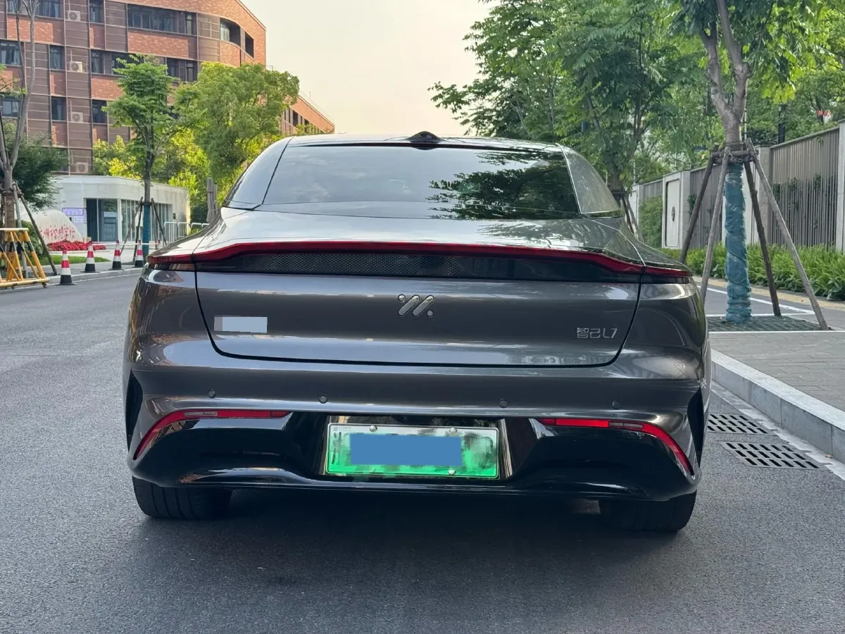 2024 IM L7 BEV 90KWH,autocango,china used car exporter,china ev exporter,chinese used car exporter,chinese used ev exporter