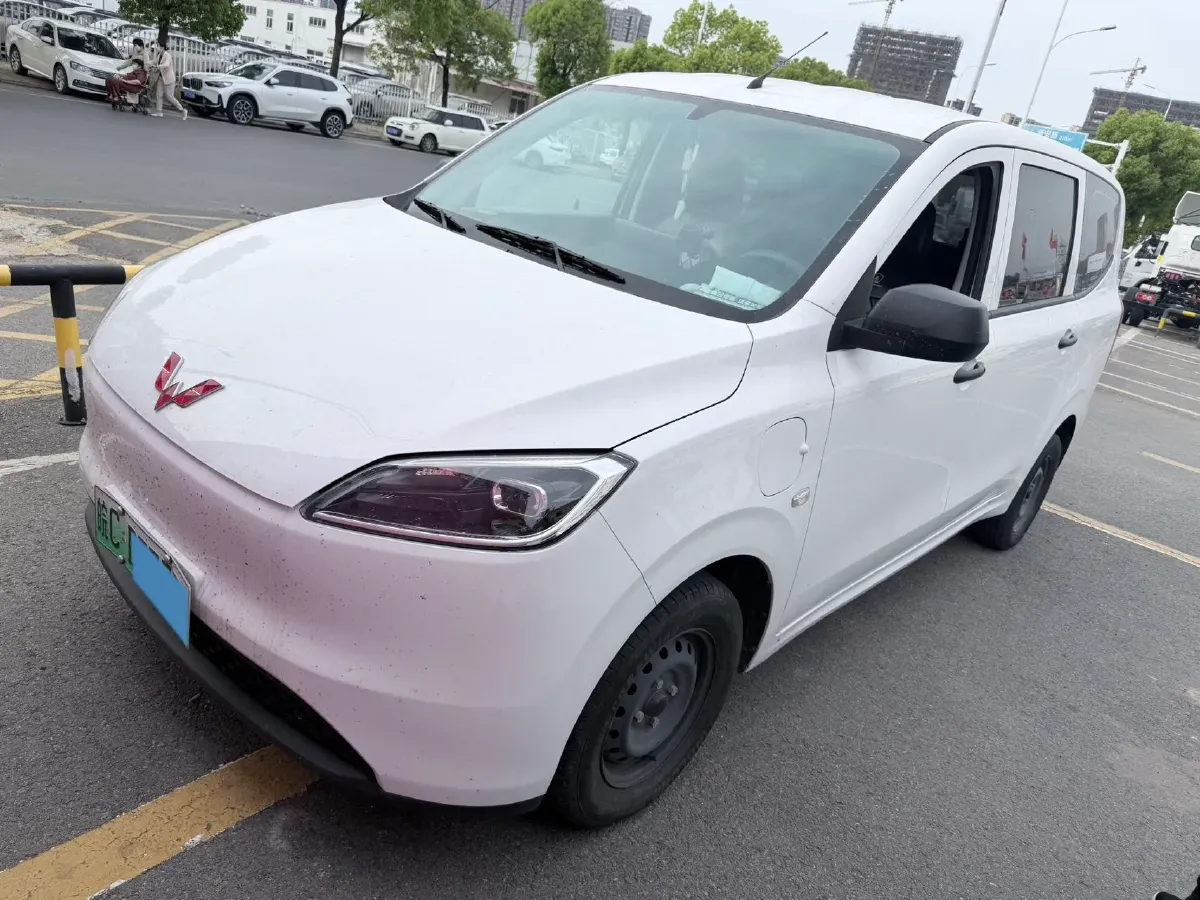 2024 WuLing HongGuang New Energy BEV 32.6KWH,autocango,china used car exporter,china ev exporter,chinese used car exporter,chinese used ev exporter