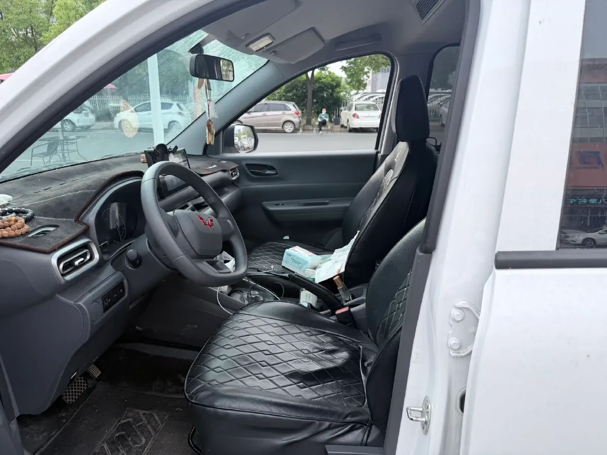 2024 WuLing HongGuang New Energy BEV 32.6KWH,autocango,china used car exporter,china ev exporter,chinese used car exporter,chinese used ev exporter