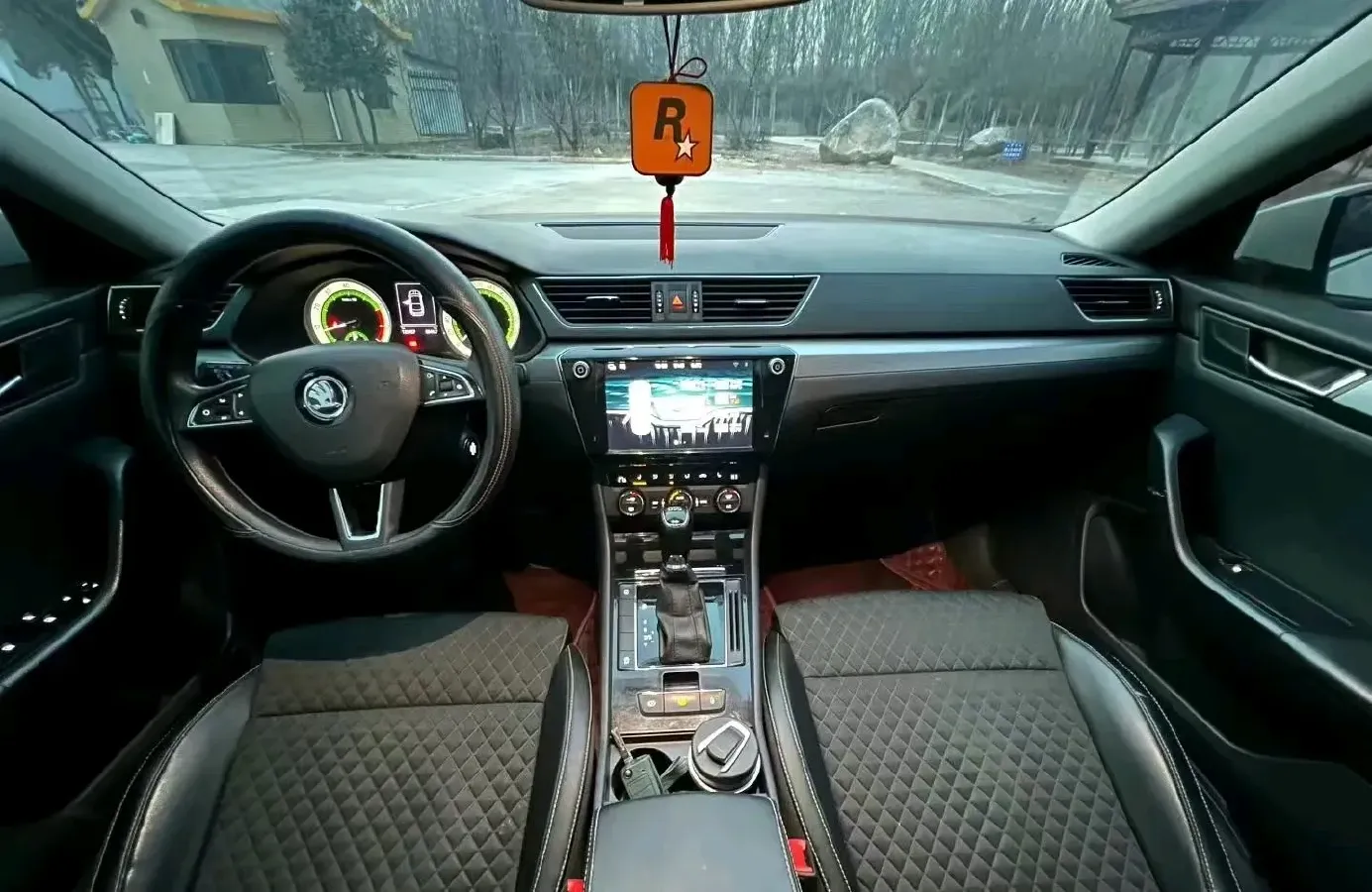 2021 Skoda Superb 1.4T 150HP L4 7DCT,autocango,china used car exporter,china ev exporter,chinese used car exporter,chinese used ev exporter