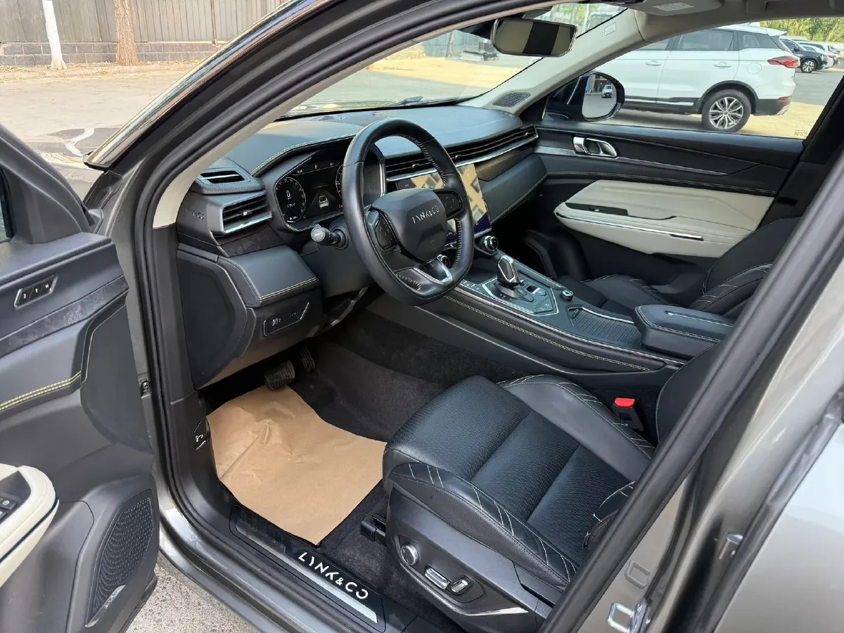 2020 LYNK&CO 05 2.0T 254HP L4 8AT,autocango,china used car exporter,china ev exporter,chinese used car exporter,chinese used ev exporter
